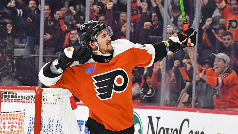 USA-Travis-Konecny-celebration